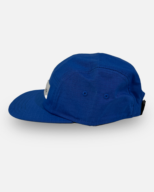 Hat type tree Blue