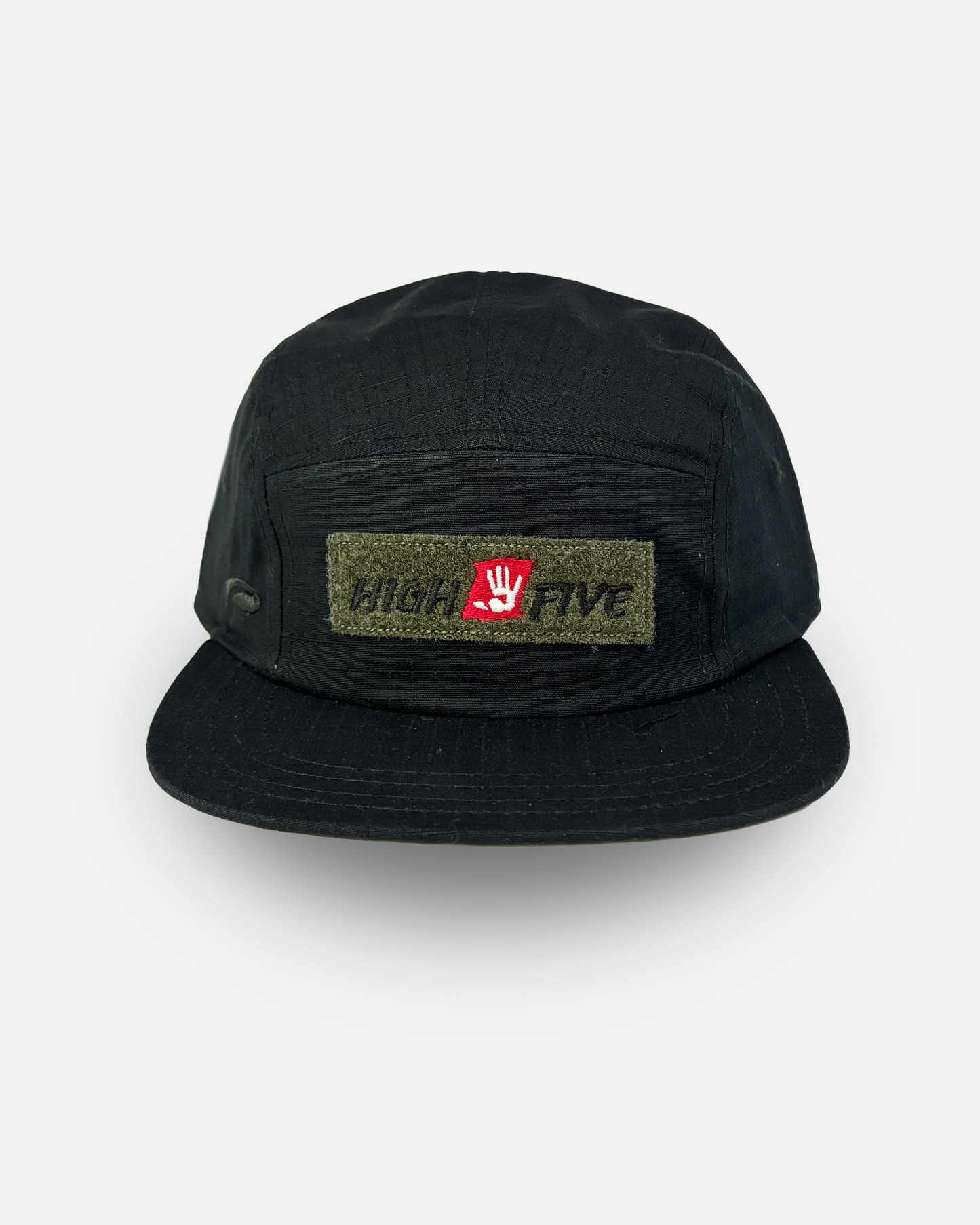 Hat type tree Black