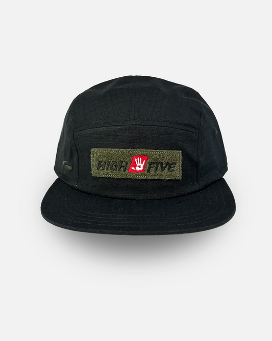 Hat type tree Black