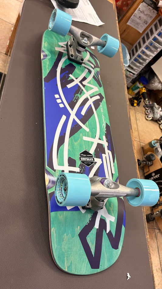 Loaded Carver Bolsa surfskate bottom graphic